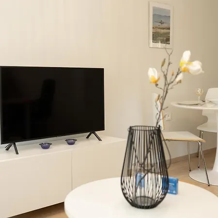 Zeusplace Urban Flat 2 Daire *
