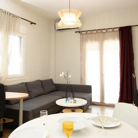Zeusplace Urban Flat 2 *