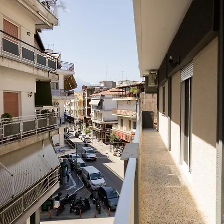 Zeusplace Urban Flat 2 *